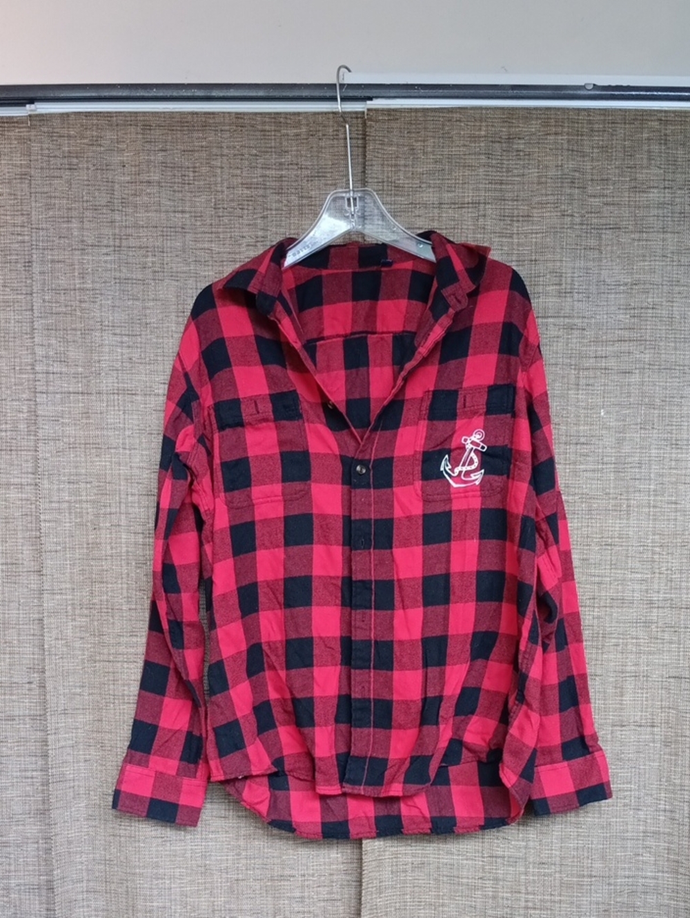 Design In Italy Red & Black Buffalo Plaid Flannel Shirt with Anchor Patch - Men